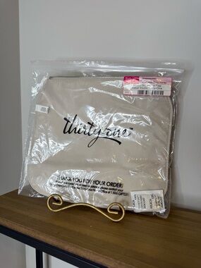 thirty-one  Studio Thirty-One Flap Pouch
